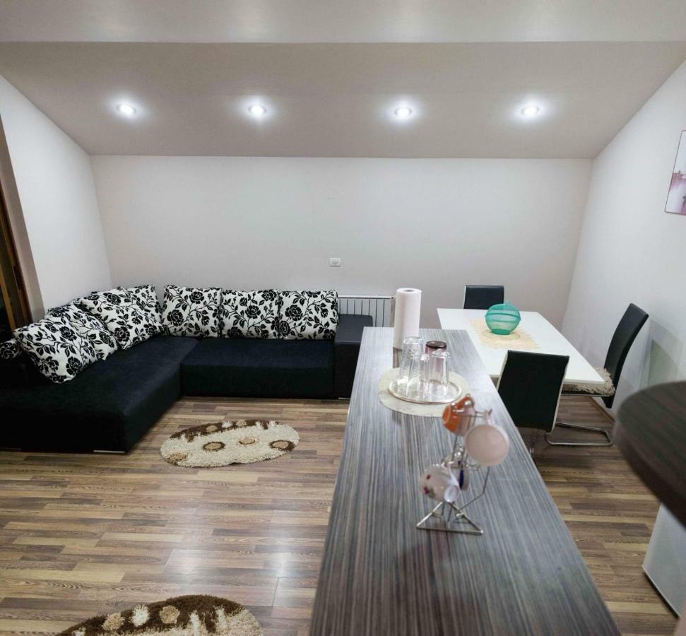 Penthouse De Lux Apartment Oradea Exterior foto